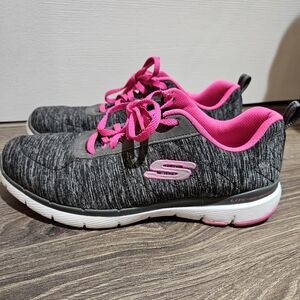 Skechers sneakers 6.5